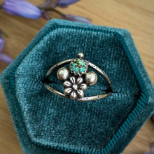 Load image into Gallery viewer, Tibetan Turquoise Flower Ring / Size 7.75-8
