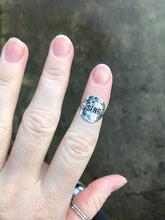 Load image into Gallery viewer, Custom Stamped Circle Ring / Made to Order