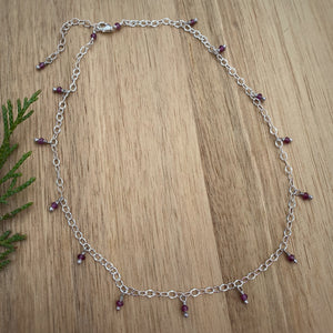 Garnet Beaded Choker Necklace / 15”-16.5”