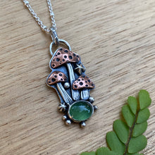 Load image into Gallery viewer, Green Serpentine Mushie Necklace / 17”