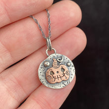 Load image into Gallery viewer, Jack-O Pendant Necklace / 20”
