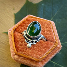 Load image into Gallery viewer, Green Serpentine Statement Ring / Size 8.75