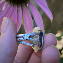 Load image into Gallery viewer, Chrysoprase Coneflower Ring / Size 9