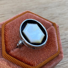 Load image into Gallery viewer, Mother of Pearl Shadowbox Ring / Size 8