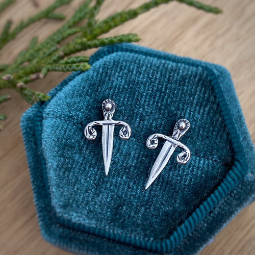 Dagger Studs