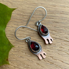 Load image into Gallery viewer, Garnet Drippy Dangle Earrings {A}