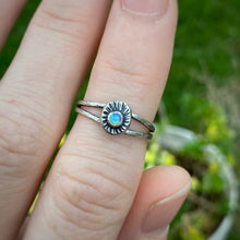 Load image into Gallery viewer, Synthetic Opal Pebble Ring / Size 7.25