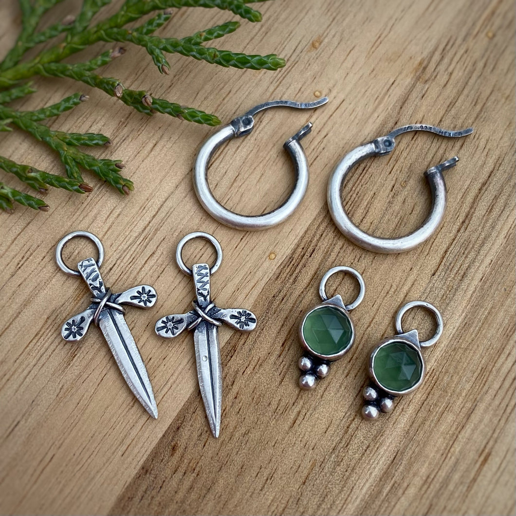 Green Serpentine & Dagger Hoop Earring Set