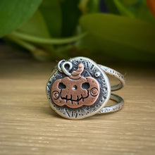 Load image into Gallery viewer, Jack-O Ring / Size 7