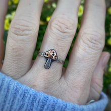 Load image into Gallery viewer, Mixed Metal Mushie Stacking Ring / Size 9