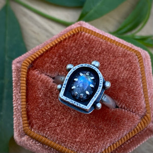 Moonstone Lantern Shadowbox Ring / Size 8.5
