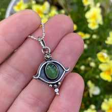 Load image into Gallery viewer, Green Serpentine &amp; Pyrite Eye Necklace / 18”