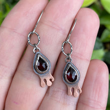 Load image into Gallery viewer, Garnet Drippy Dangle Earrings {B}