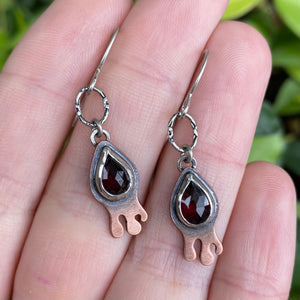Garnet Drippy Dangle Earrings {B}