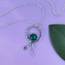 Load image into Gallery viewer, Serpentine Necklace - Malachite / 18” / Made to Order