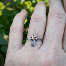 Load image into Gallery viewer, Mixed Metal Mushie Stacking Ring / Size 8