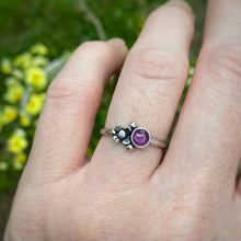 Load image into Gallery viewer, Pink Sapphire Flower Ring / Size 8