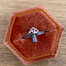 Load image into Gallery viewer, Mixed Metal Mini Mushie Stacker Ring / Size 5.75