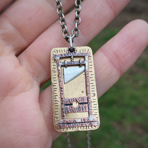 Guillotine Mixed Metal Statement Necklace / 28”