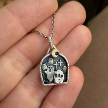 Load image into Gallery viewer, Black Sapphire Reversible Graveyard Necklace / 16”