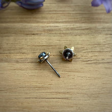 Load image into Gallery viewer, Peach Moonstone Brass Flower Stud Earrings