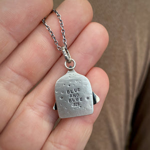 Ghost in the Window Necklace / 18”