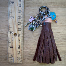 Load image into Gallery viewer, Annie the Cowgirl Frog Green Serpentine Charm Set