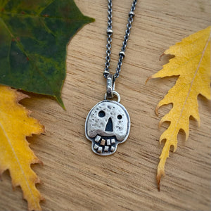 Gold Tooth Skully Necklace / 17”
