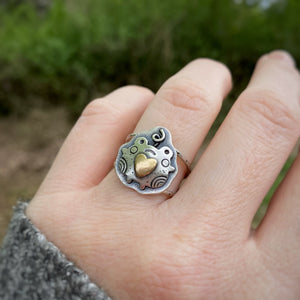 Peter, the Frazzled Frog Ring / Size 8.5-8.75