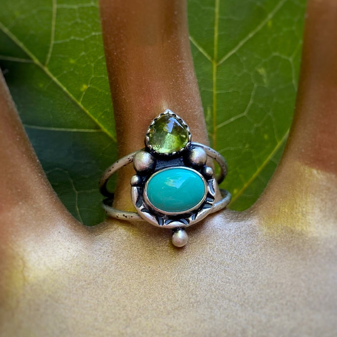 Peridot & Turquoise Statement Ring / Size 8.25