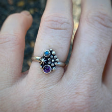 Load image into Gallery viewer, Amethyst &amp; Labradorite Starry Flower Ring / Size 7.5