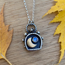 Load image into Gallery viewer, Rainbow Moonstone Shadowbox Necklace / 16”