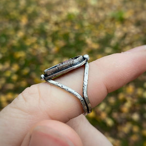 Rhodonite Coffin Ring / Size 6.75