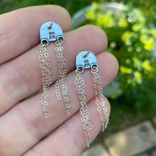 Load image into Gallery viewer, Peridot Fringed Arch Stud Earrings