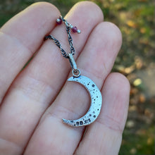 Load image into Gallery viewer, Crescent Moon Garnet Beaded Necklace / 19”