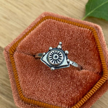 Load image into Gallery viewer, Layered Silver Eye Ring / Size 7