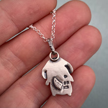 Load image into Gallery viewer, Queen Conch Shell Heart Puppy Dog Necklace / 19”