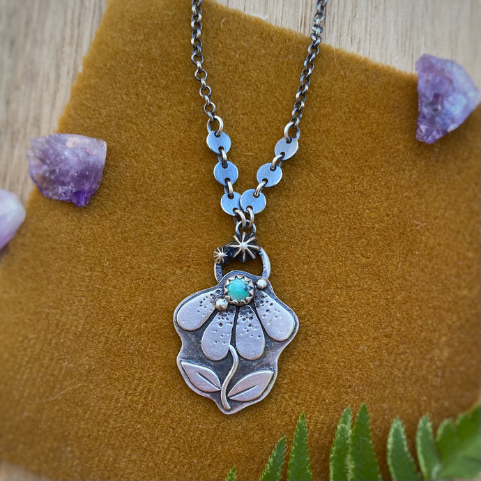 Tibetan Turquoise Coneflower Necklace / 18”