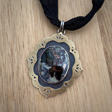 Load image into Gallery viewer, Phlogopite Ornate Frame Necklace