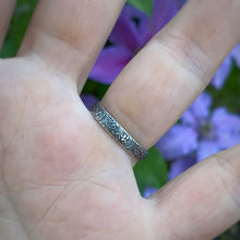 Load image into Gallery viewer, Peridot Mushie Statement Ring / Size 8