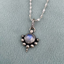 Load image into Gallery viewer, Rainbow Moonstone Twinkle Necklace / 16”