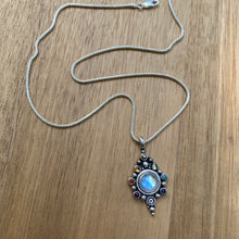 Load image into Gallery viewer, Rainbow Moonstone Rainbow Necklace / 18”