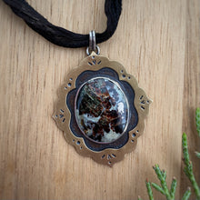 Load image into Gallery viewer, Phlogopite Ornate Frame Necklace