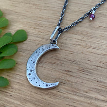 Load image into Gallery viewer, Crescent Moon Garnet Beaded Necklace / 19”