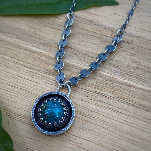 Mineral Park Turquoise Shadowbox Necklace / 15.75”