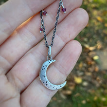 Load image into Gallery viewer, Crescent Moon Garnet Beaded Necklace / 19”