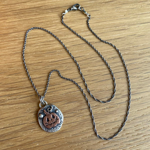 Jack-O Pendant Necklace / 18”