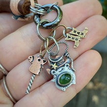Load image into Gallery viewer, Annie the Cowgirl Frog Green Serpentine Charm Set