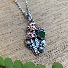 Load image into Gallery viewer, Green Serpentine Mushie Necklace / 19”