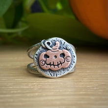 Load image into Gallery viewer, Jack-O Ring / Size 7